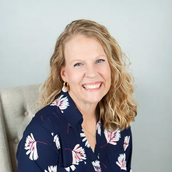 Member of corporate team, Darcie